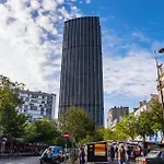 La Librairie Parisienne-Convention, Porte De Versailles